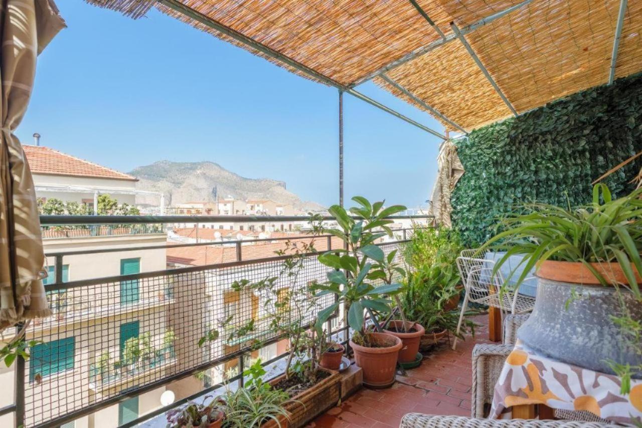 Artist Penthouse 2 Apartment - Palermo, Palermo